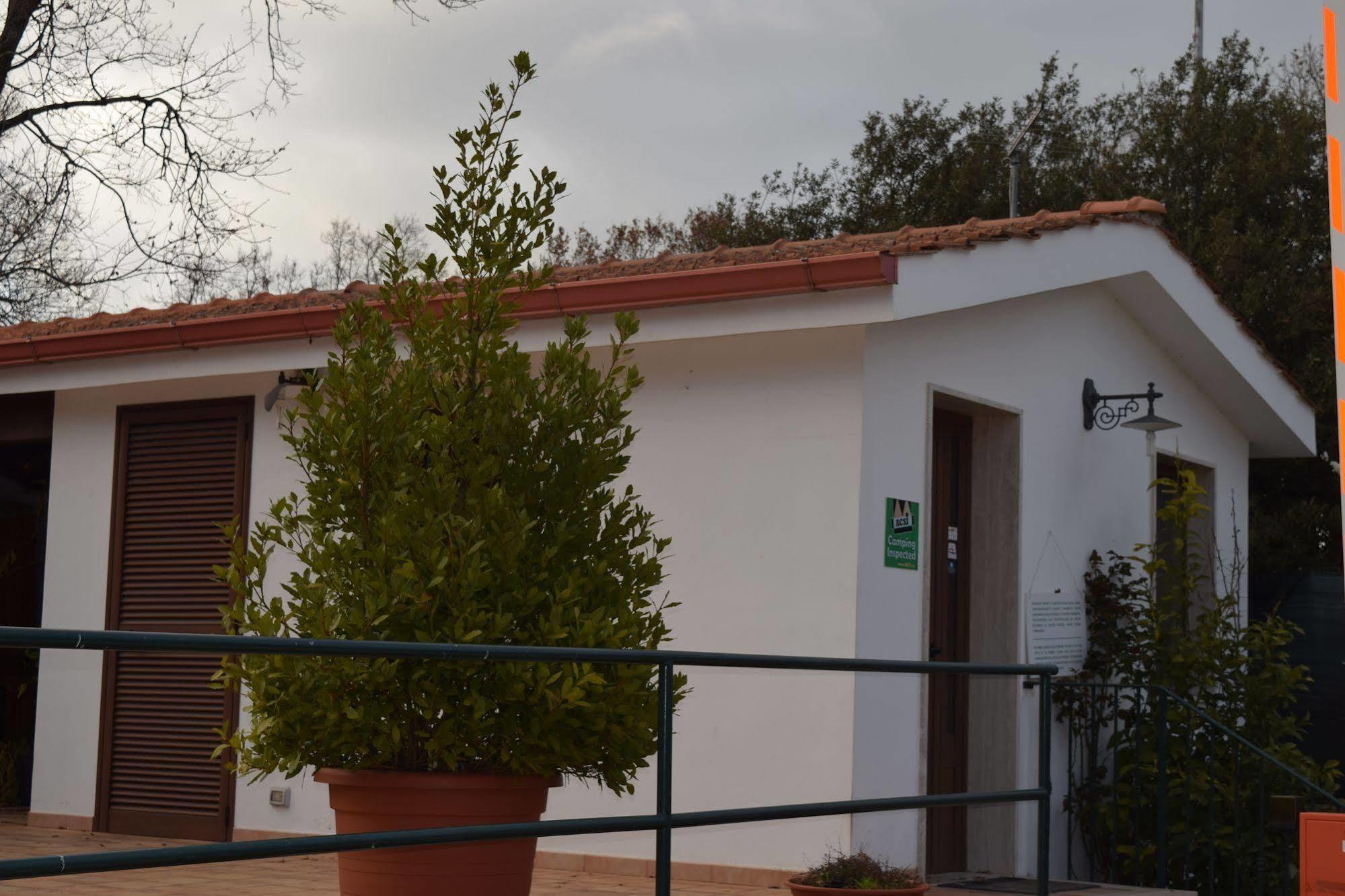 Villaggio Camping Bosco Selva Alberobello Exterior photo